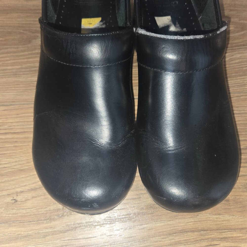 Dansko Clogs - Picture 5 of 8